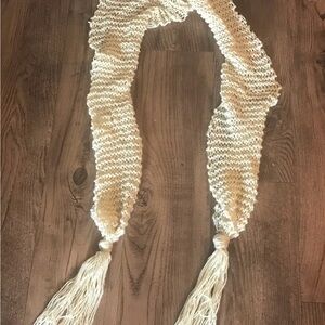 Pretty creamy tan knitted Women's Cream Knit Tassel Scarf